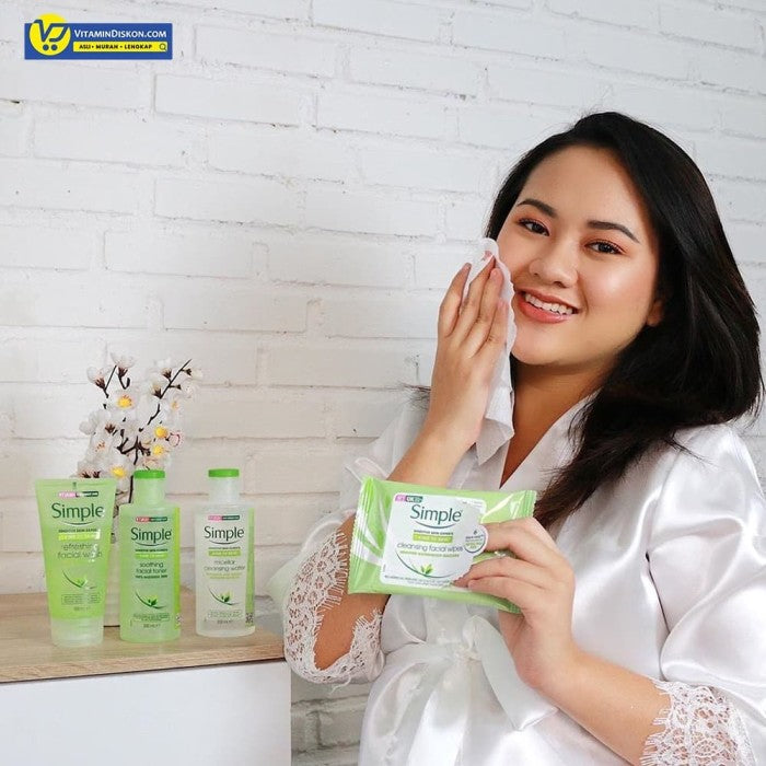SIMPLE KIND TO SKIN REFRESHING FACIAL WASH GEL 100% SOAP FREE 150 ML